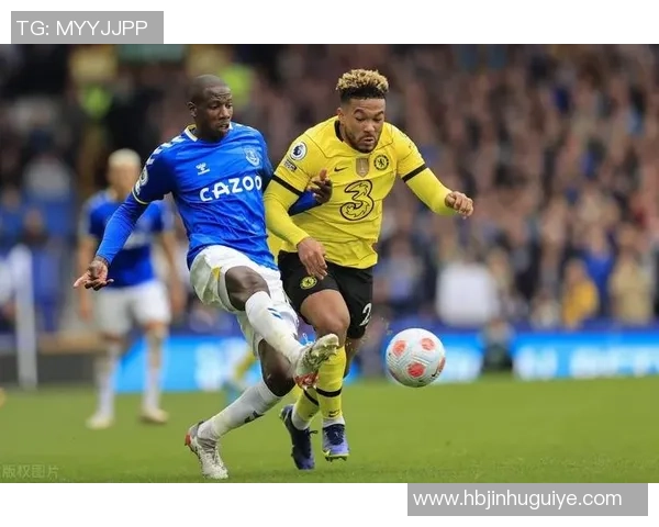 成都足球队强势领跑联赛积分榜89分领先对手展现冠军实力 成都足球队强势领跑联赛积分榜89分领先对手展现冠军实力